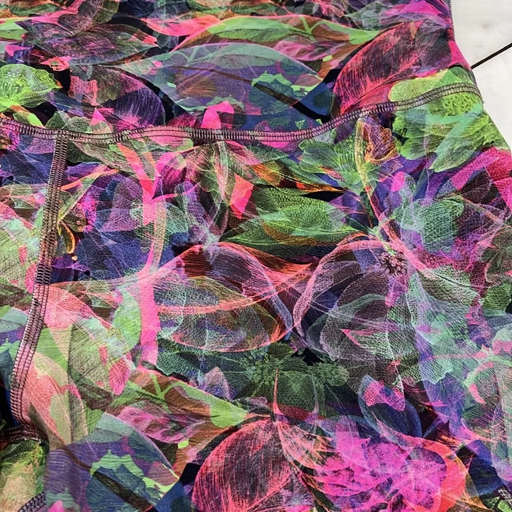 Lululemon Cropped Leggings Size 14 - Picture 2 of 5